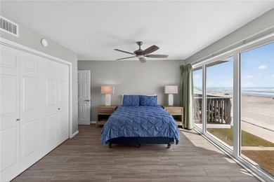 Beautiful Gulfstream Fourth floor BEACHFRONT condo. A *must see* - photo 23
