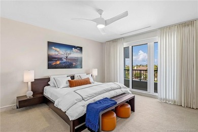 Chic 3rd floor condo in Sailfish Point offers an exceptional - photo 34