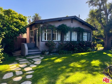 (private lake, pond, coastal) Home For Sale in Venice California