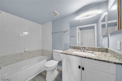 Don't miss this beautifully renovated 3rd-floor, 2-bedroom - photo 15