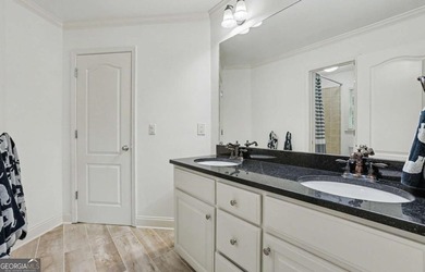 PRIVATE BACKYARD RESORT | EXTENSIVELY RENOVATED | THREE FINISHED - photo 33