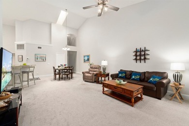 Beautiful Townhome in Harbour Isles section of Lake Charles. CBS - photo 3