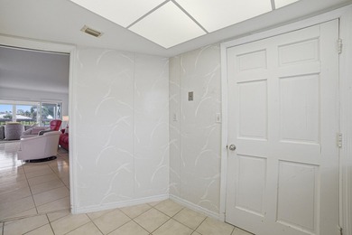 2nd Floor Condo with Breathtaking Lake & Golf Views Experience - photo 12