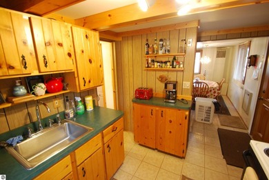 Your Northern Getaway Has Arrived - 3 Bed Cottage Near Lake St - photo 13