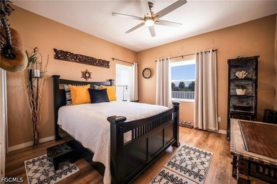LOCATION - LOCATION - LOCATION - This beautiful 2nd floor (2 - photo 14