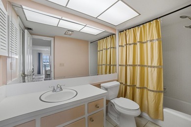 2nd Floor Condo with Breathtaking Lake & Golf Views Experience - photo 15