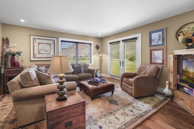 Gorgeous and comfortable, this 5 bedroom ensuite home is just - photo 16