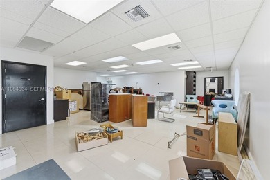 Premier Medical Office / Healthcare Facility opportunity in the - photo 19