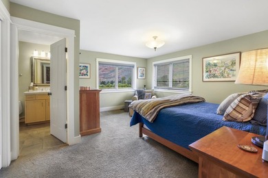 Gorgeous and comfortable, this 5 bedroom ensuite home is just - photo 23