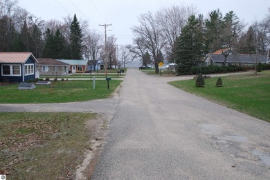 Your Northern Getaway Has Arrived - 3 Bed Cottage Near Lake St - photo 31