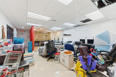 Premier Medical Office / Healthcare Facility opportunity in the - photo 32