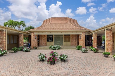 2nd Floor Condo with Breathtaking Lake & Golf Views Experience - photo 34