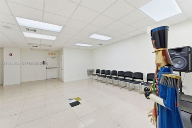 Premier Medical Office / Healthcare Facility opportunity in the - photo 36