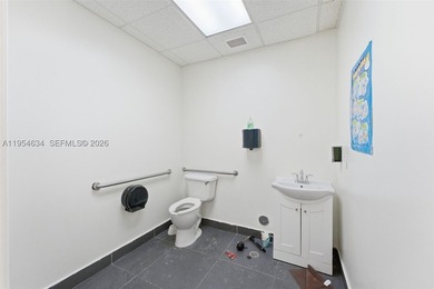 Premier Medical Office / Healthcare Facility opportunity in the - photo 49