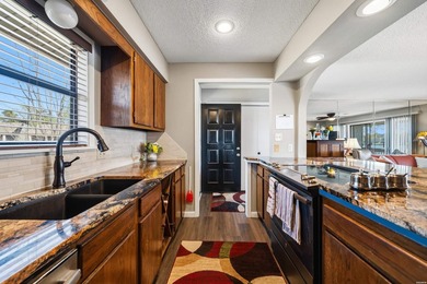 Don't miss Unit 3B at The Moorings on Lake Hamilton - one of the - photo 16