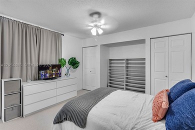 NO HOA !! Welcome to this beautifully maintained 4-bedroom, 2 - photo 17