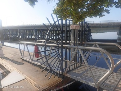 WATERFRONT! NAVIGABLE WATERWAY! Lease/Option available! Possible - photo 50