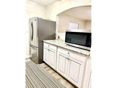 Under contract-accepting backup offers. Beautifully remodeled - photo 8