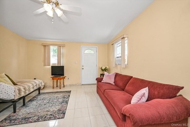 Bright, Sun-Filled Semi-Detached Colonial in Prime Northwest - photo 11