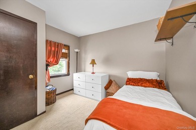 Bright, Sun-Filled Semi-Detached Colonial in Prime Northwest - photo 14