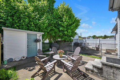 Bright, Sun-Filled Semi-Detached Colonial in Prime Northwest - photo 20