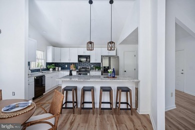 Welcome to your lakefront dream home in the highly sought-after - photo 26