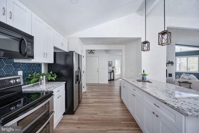 Welcome to your lakefront dream home in the highly sought-after - photo 31