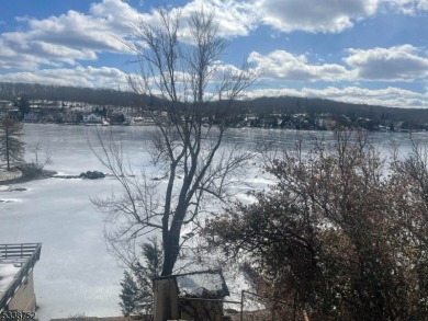 Lake Home Sale Pending in Hopatcong, New Jersey