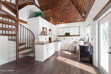 SPECTACULAR RIVERFRONT PRIVATE RESORT LIVING Welcome to an - photo 15