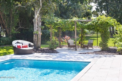 SPECTACULAR RIVERFRONT PRIVATE RESORT LIVING Welcome to an - photo 27