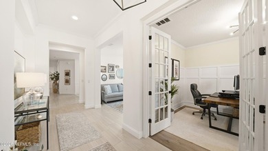 Experience luxury living in the exclusive gated golf and resort - photo 3