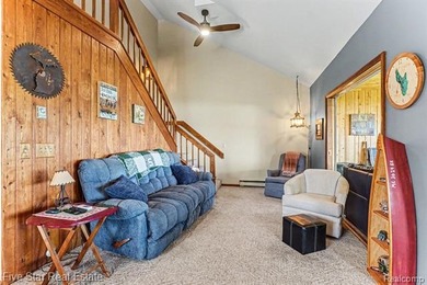 Great price improvement; Best buy and location on the lake! Rare - photo 13