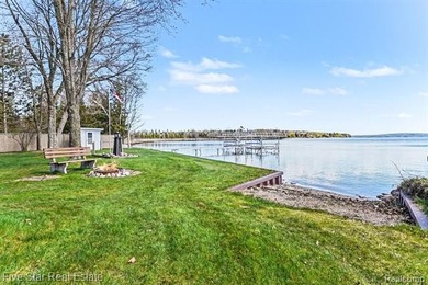 Great price improvement; Best buy and location on the lake! Rare - photo 27