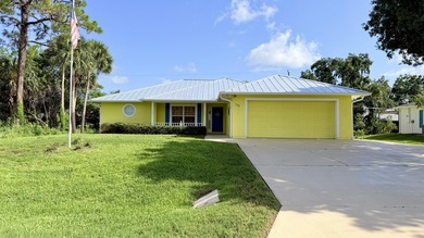 A home that instantly feels like family. This turnkey furnished - photo 1