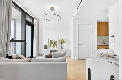LaVita, A landmark luxury residence in the heart of Flushing - photo 32