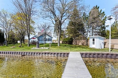 Great price improvement; Best buy and location on the lake! Rare - photo 32
