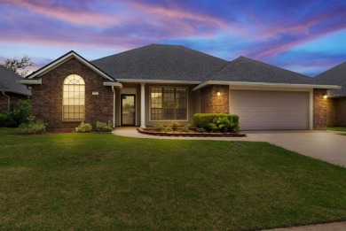 Lake Home For Sale in Bossier City, Louisiana