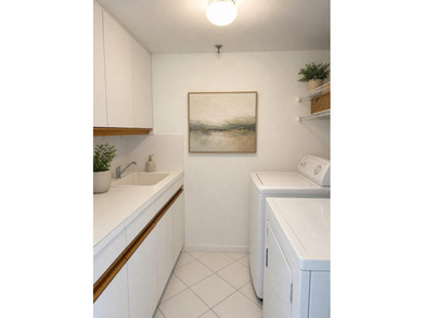 Spacious, beautifully maintained 2nd floor condo in Boca Pointe - photo 10
