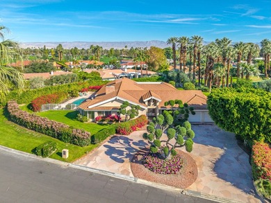 A Prestigious Estate with Stunning Mountain Views and Designed - photo 2