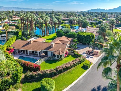 A Prestigious Estate with Stunning Mountain Views and Designed - photo 4