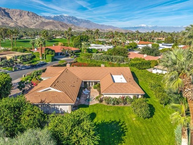 A Prestigious Estate with Stunning Mountain Views and Designed - photo 7