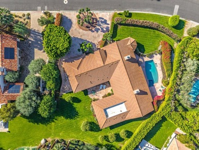 A Prestigious Estate with Stunning Mountain Views and Designed - photo 8