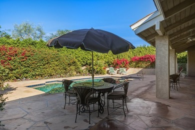 A Prestigious Estate with Stunning Mountain Views and Designed - photo 10