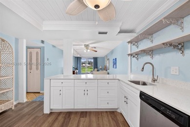 Beautiful first-floor 1-bedroom, 1.5 bath condo in the active - photo 2