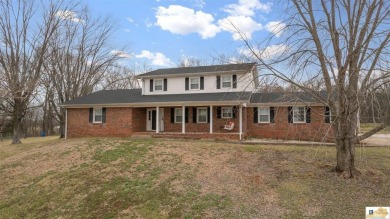 Lake Home For Sale in Bowling Green, Kentucky