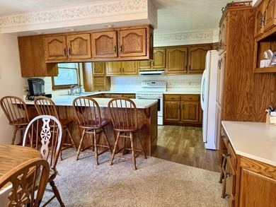 From the moment you arrive, you'll feel right at home in this - photo 10
