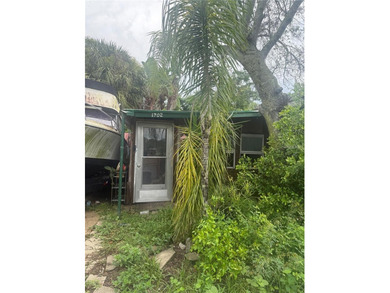 Lake Conley Home For Sale in Holiday Florida