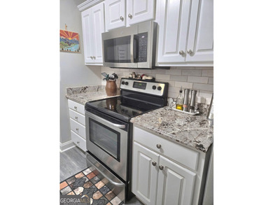 Motivated seller! Home priced below market value! Welcome to - photo 18