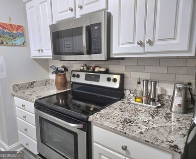 Motivated seller! Home priced below market value! Welcome to - photo 19
