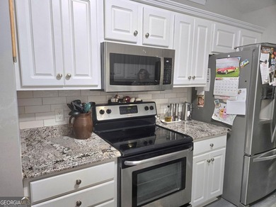 Motivated seller! Home priced below market value! Welcome to - photo 20